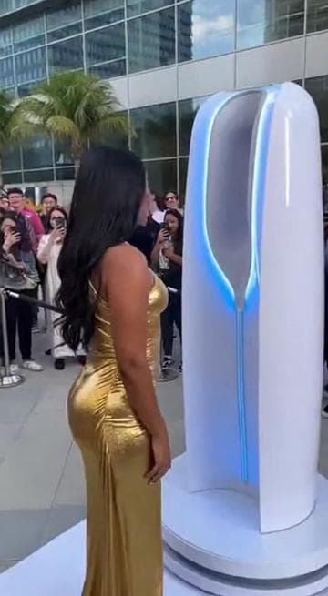 Dubai's Newest Al Salon RobotWillShockYou. #ai #haircut #future #technology #2026 