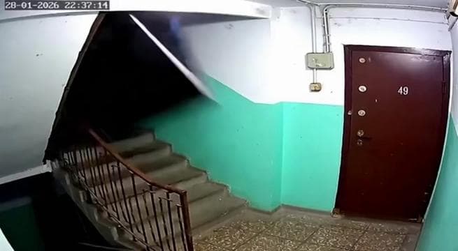 #буба #бубаии #подъезд #камера #sora #sora2 #fyp #foryou #foryoupage #viral #tiktok 